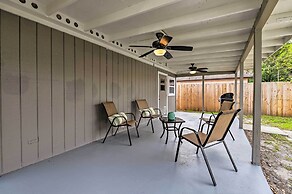 Walkable Winter Garden Bungalow: 3 Blocks to Dtwn