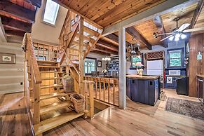 Bryson City Cabin w/ Hot Tub ~ 10 Mi to Dtwn!