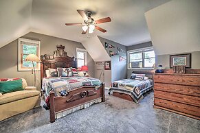 Bryson City Cabin w/ Hot Tub ~ 10 Mi to Dtwn!