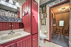 Bryson City Cabin w/ Hot Tub ~ 10 Mi to Dtwn!