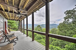 Bryson City Cabin w/ Hot Tub ~ 10 Mi to Dtwn!