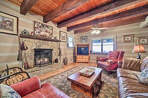 Bryson City Cabin w/ Hot Tub ~ 10 Mi to Dtwn!