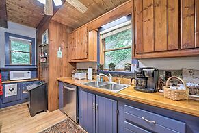 Bryson City Cabin w/ Hot Tub ~ 10 Mi to Dtwn!