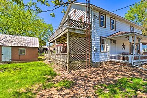 Lovely Mifflinburg Farmhouse - Multiple Decks