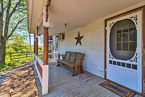 Lovely Mifflinburg Farmhouse - Multiple Decks