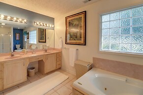 Pine Knoll Shores Getaway - Walk to Beach!