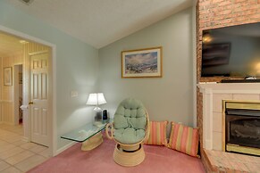 Pine Knoll Shores Getaway - Walk to Beach!