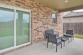 Texas Home w/ Patio & Grill ~ 16 Mi to Austin