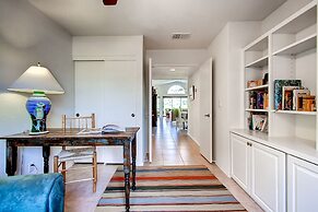 Country Club Home: 2br, 2 BA + Den ~ 1 Mi to Golf!