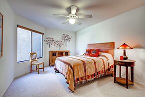 Country Club Home: 2br, 2 BA + Den ~ 1 Mi to Golf!