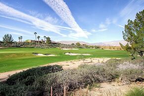 Country Club Home: 2br, 2 BA + Den ~ 1 Mi to Golf!