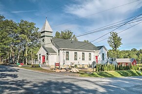 Dock, Game Room: Lakefront Villa in Saylorsburg!