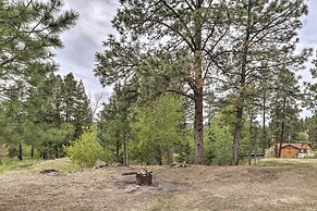 Quiet Riverside Retreat: Hike, Fish & Ski!