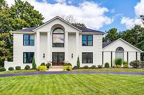 Luxury Maineville Villa w/ Private Pool & Deck