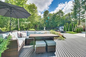 Luxury Maineville Villa w/ Private Pool & Deck