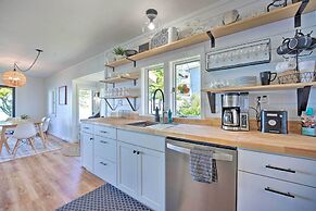 Modern Lake Michigan Home With 3 Lakefront Decks!