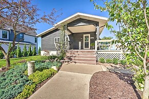 Modern Lake Michigan Home With 3 Lakefront Decks!