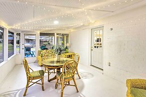 Bright Beaufort Home w/ Porch & Fire Pit!