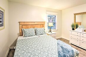 Bright Beaufort Home w/ Porch & Fire Pit!