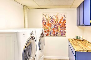 Bright Beaufort Home w/ Porch & Fire Pit!