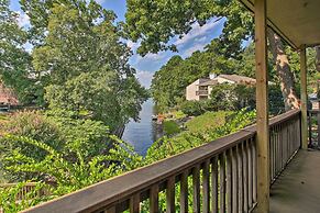 Lake-view Balcony: Sunny Hot Springs Condo!