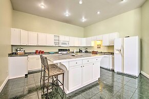 Spacious Springfield Apt < 4 Mi to Downtown!