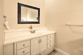 Spacious Springfield Apt < 4 Mi to Downtown!