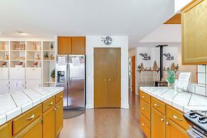 Mountain Paradise ~ 1 Mile to Pine Mountain Lake!