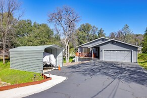 Mountain Paradise ~ 1 Mile to Pine Mountain Lake!