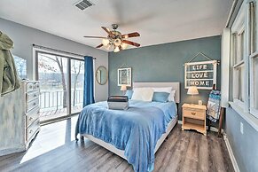 Lakefront Vacation Rental w/ Deck & 2 Docks!