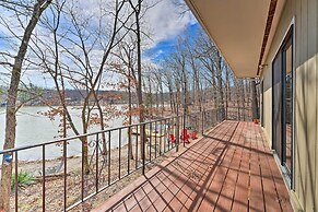 Lakefront Vacation Rental w/ Deck & 2 Docks!