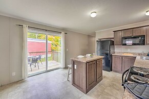 Cassopolis Cabin, Private Deck & Lake Access!