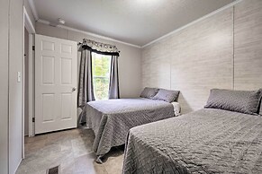 Cassopolis Cabin, Private Deck & Lake Access!