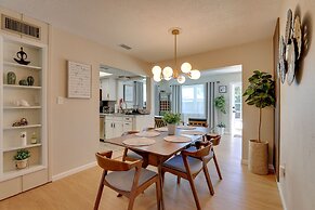 8 Mi to Beaches: Bradenton Home w/ Poolside Oasis!