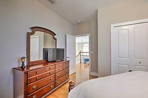 Waterfront Apollo Beach Home: Pool & Shared Dock!