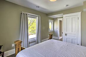 Apt w/ Shared Gas Grill, 2 Blocks to Dtwn!