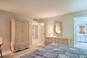 Luxury Sanibel Condo w/ Ocean View: Steps to Beach