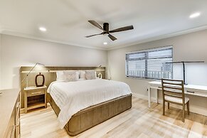 Luxury Sanibel Condo w/ Ocean View: Steps to Beach