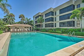 Luxury Sanibel Condo w/ Ocean View: Steps to Beach