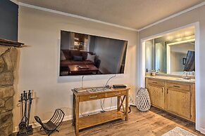 2 Mi to Skiing: Beech Mountain Resort Condo!