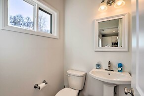 Bright & Inviting Home by Biltmore Village w/ Deck