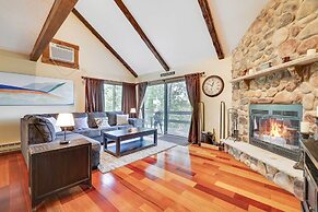 Cozy Camelback, Pocono Retreat w/ Mountain Views!