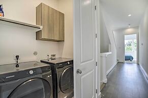 Newly-built Luxury Galleria Area Townhome!