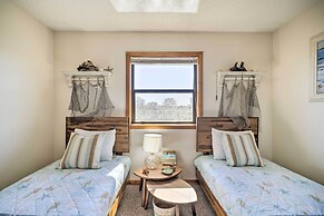 Lovely Avon Home: Walk to Bay & Boat Launch!