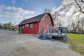 Charming Studio Home 12 Mi to Eureka Springs!