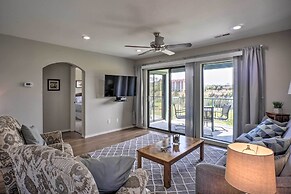 < 1 Mi to Branson Strip: Condo on Golf Course!