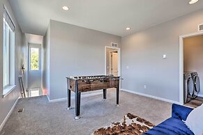 6 Mi to Dtwn Denver: Townhome w/ Patio!