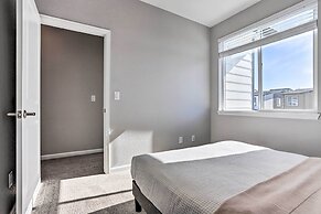 6 Mi to Dtwn Denver: Townhome w/ Patio!