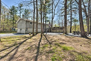 Cozy Cabin With Sunroom & Cacapon River Access!