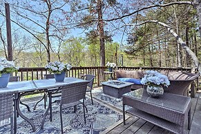 Cozy Cabin With Sunroom & Cacapon River Access!